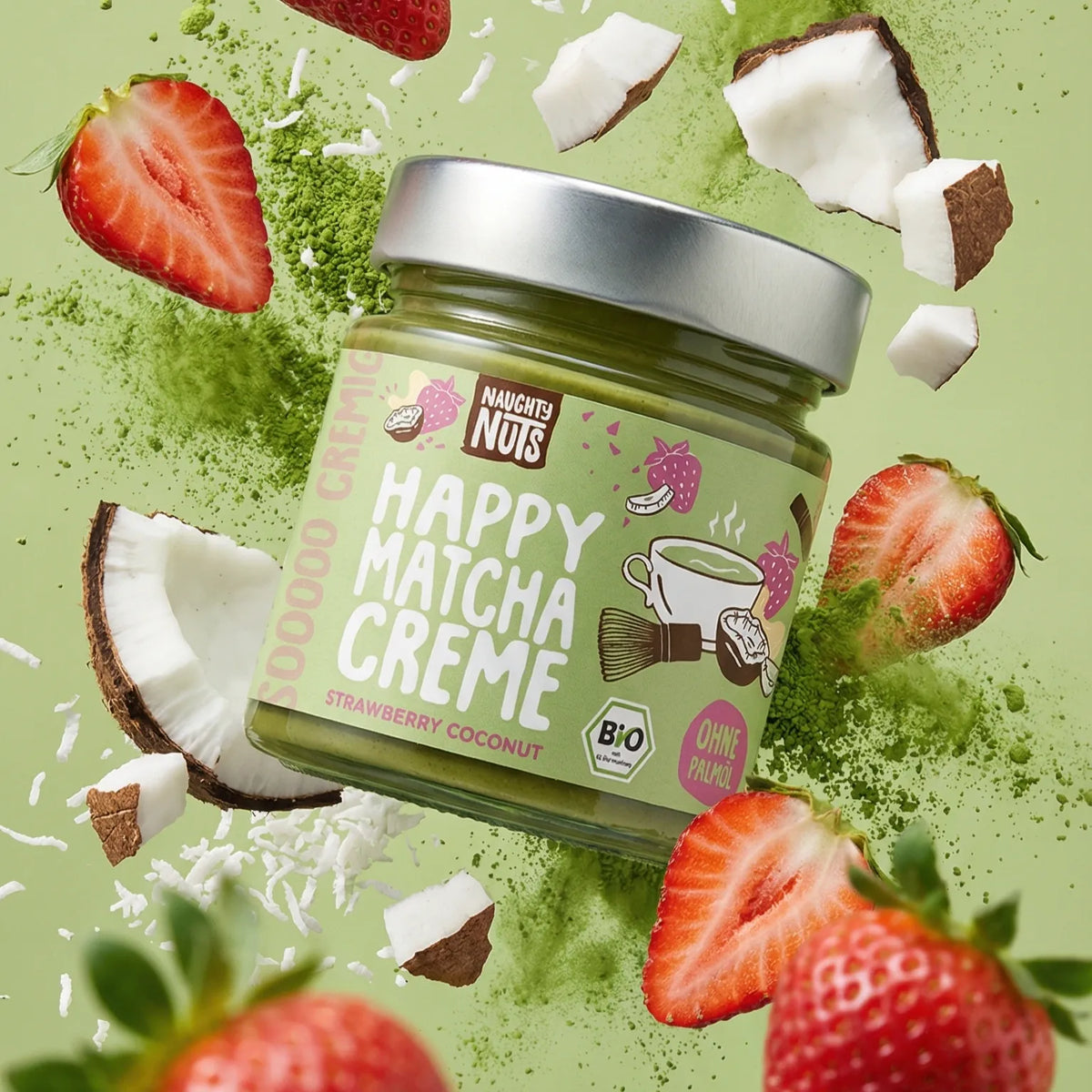 Naughty Nuts Happy Matcha Creme Erdbeer Kokosnuss mit Erdbeeren, Kokosnussstücken und Matcha-Pulver
